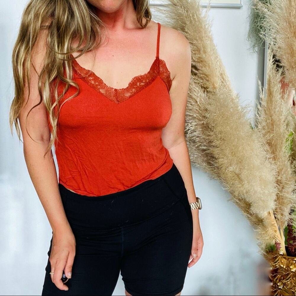 FOREVER 21 F21 Burnt Orange Rust Lacy Cami Camisole Lace VNeck Tank Top Shirt S